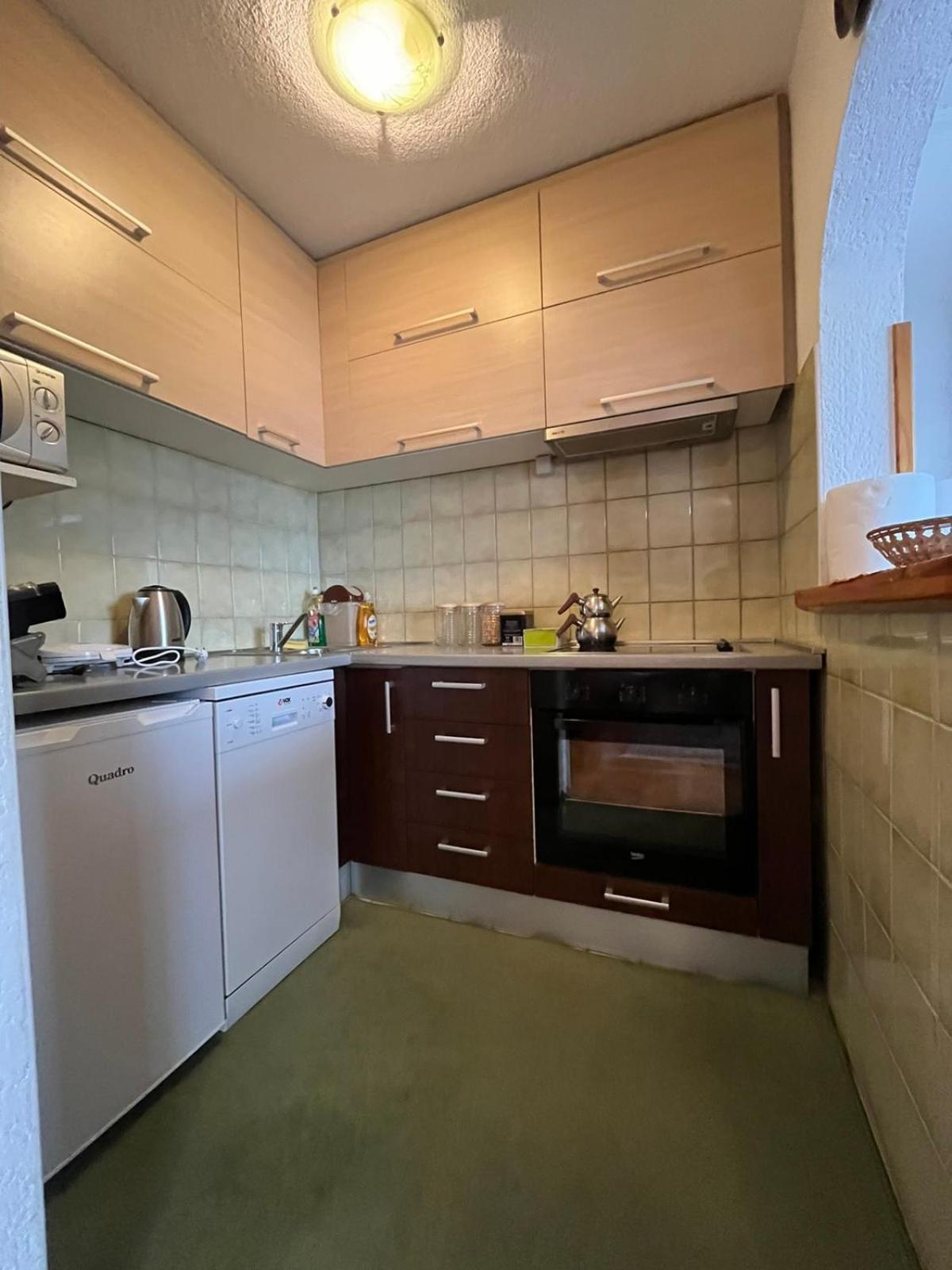 Guesthouse Vratnik ซาราเยโว ภายนอก รูปภาพ
