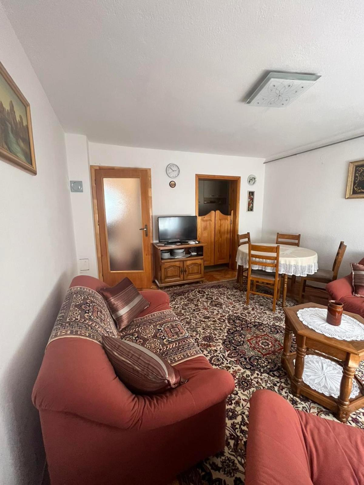 Guesthouse Vratnik ซาราเยโว ภายนอก รูปภาพ